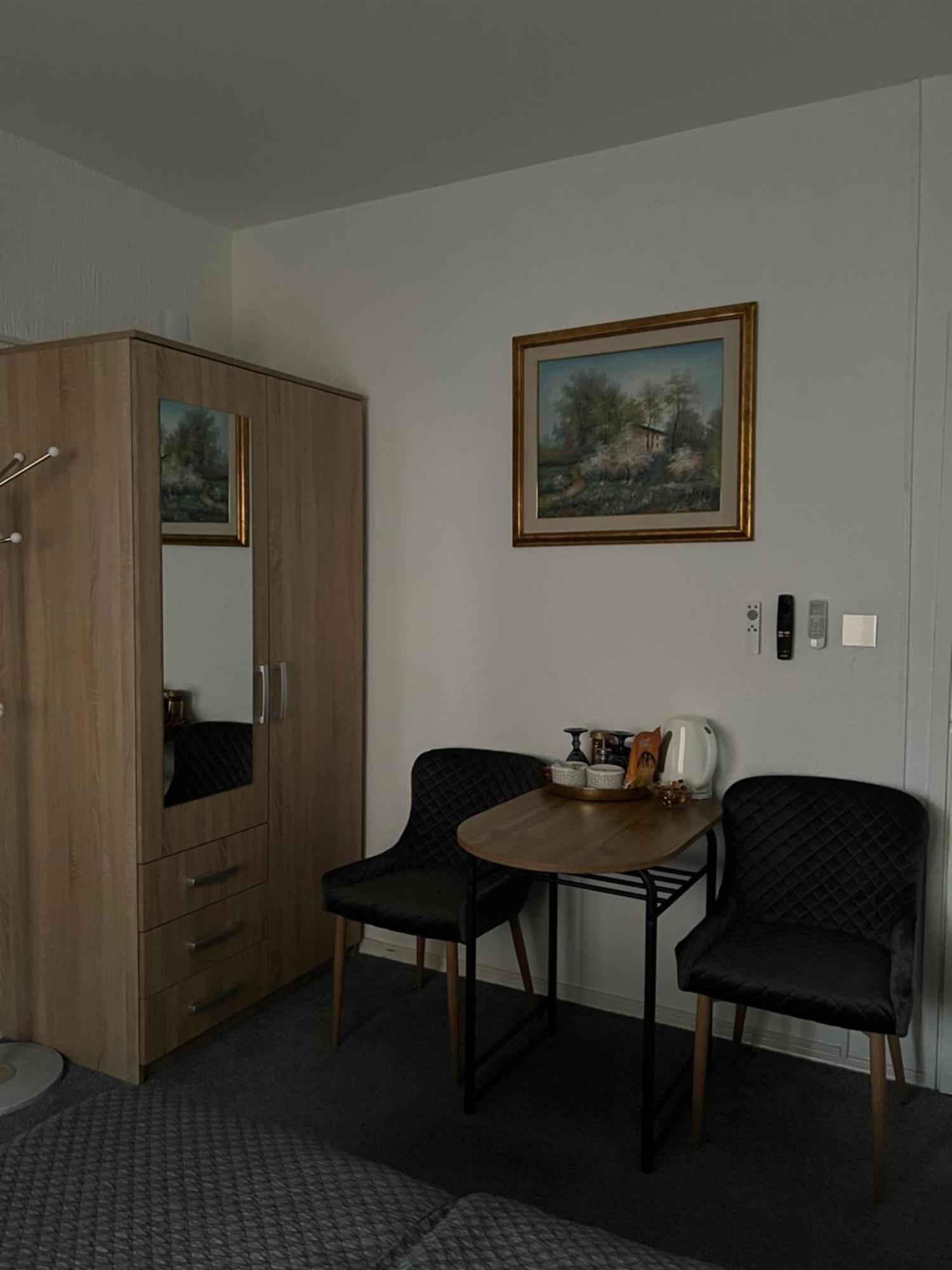 Luxrooms - Hotel Type With Private Jacuzzi Bjelovar Bagian luar foto